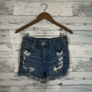 American Eagle Outfitters Distressed Hi-Rise Shortie size 8